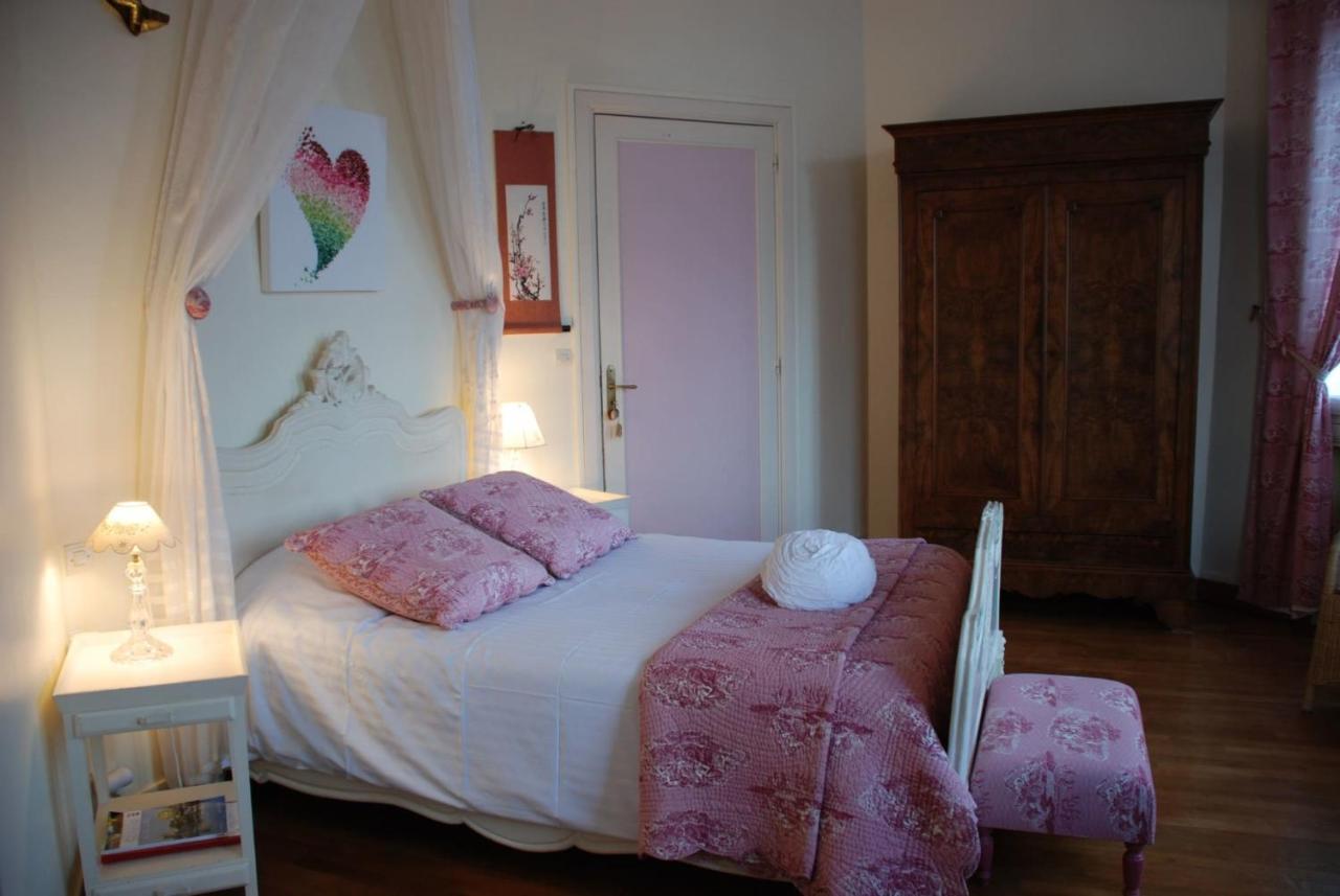 Domaine De L'Oie Rouge Bed & Breakfast Les Rosiers Eksteriør bilde